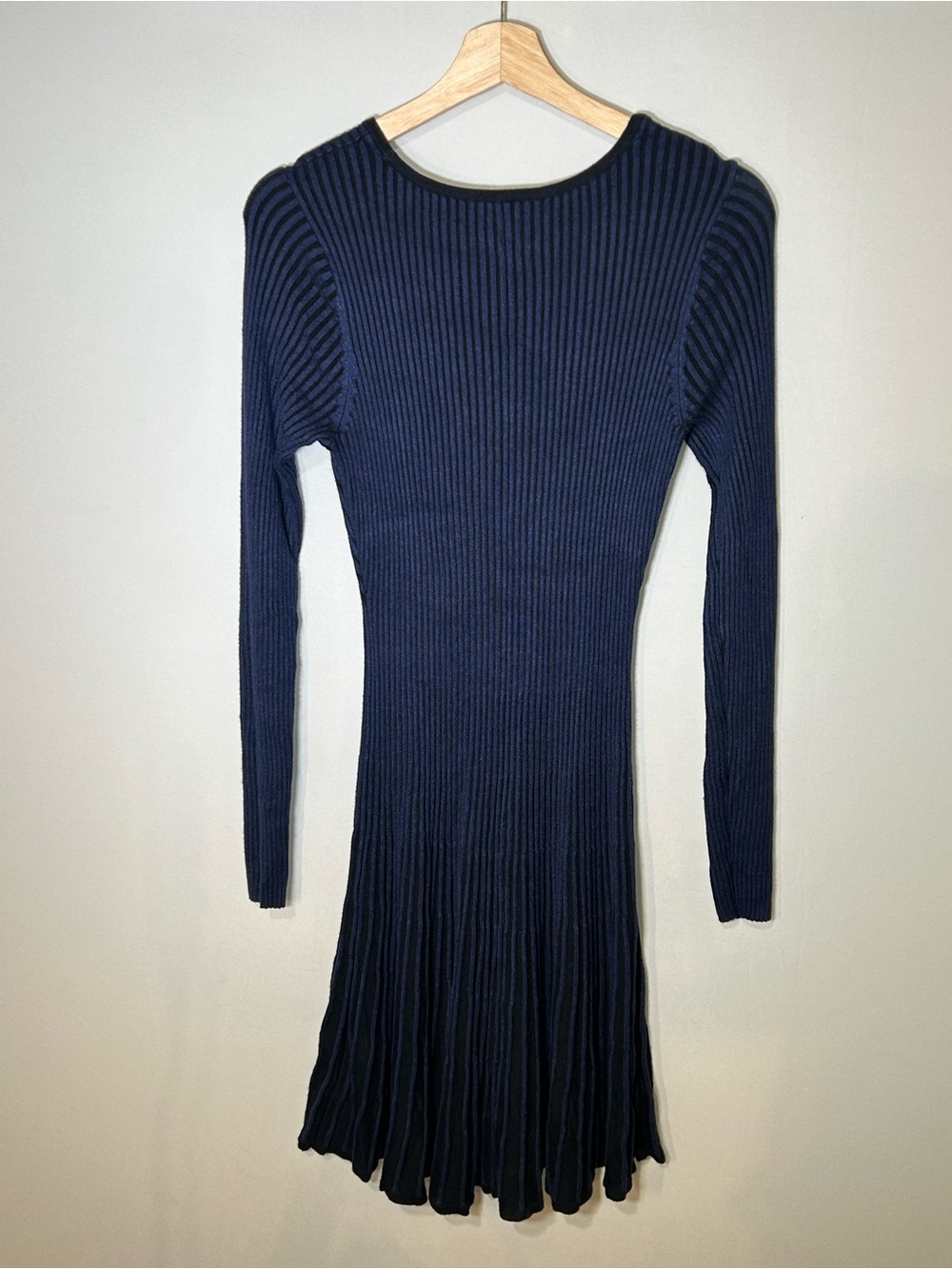 Express Navy Ribbed Pleated Fit & Flare Sweater Dress M - Picture 6 of 11